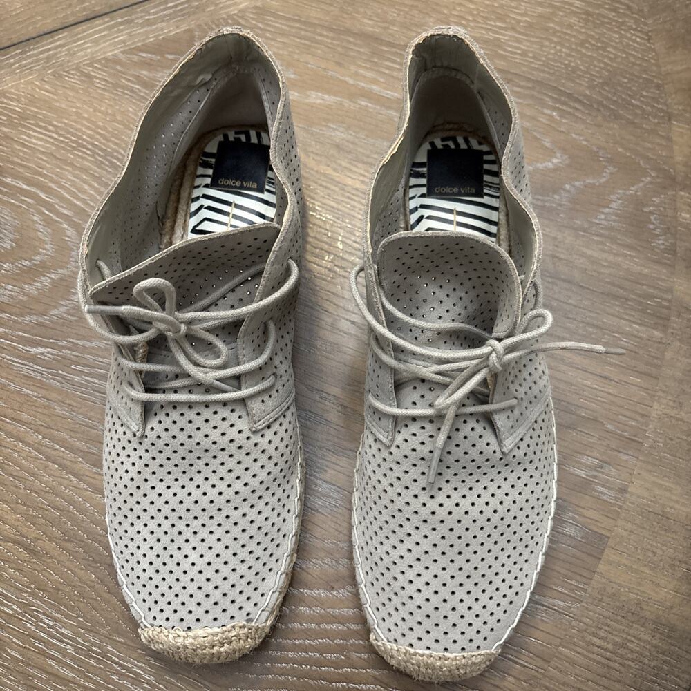 Dolce Vita Women's Size 10 Perforated Suede With Jute Sole Gray